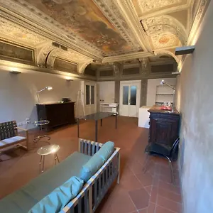 Intero Appartamento. San Giovanni Uno , Brescia Italia