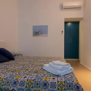 Blu D'eraclea , Palermo Italia